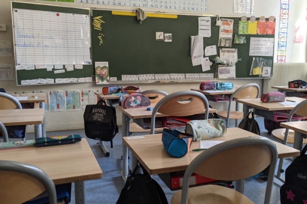 ecole-national-classe-vide-tableau