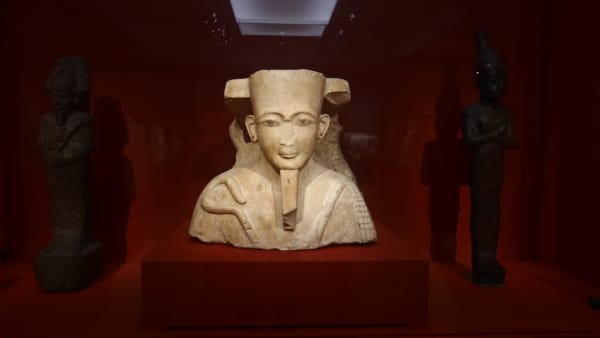 expo-aix-egypte-granet-pharaon