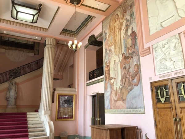 hall-opera-theatre