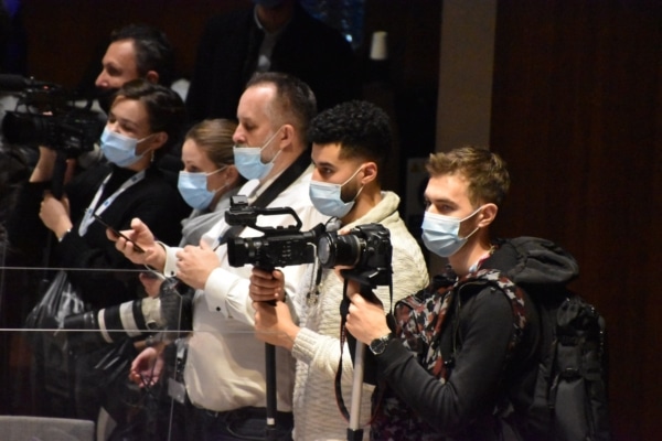 journaliste-media-presse-camera