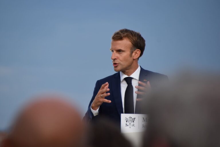 À Serre-Ponçon, Emmanuel Macron présente son « Plan eau » contre la sécheresse