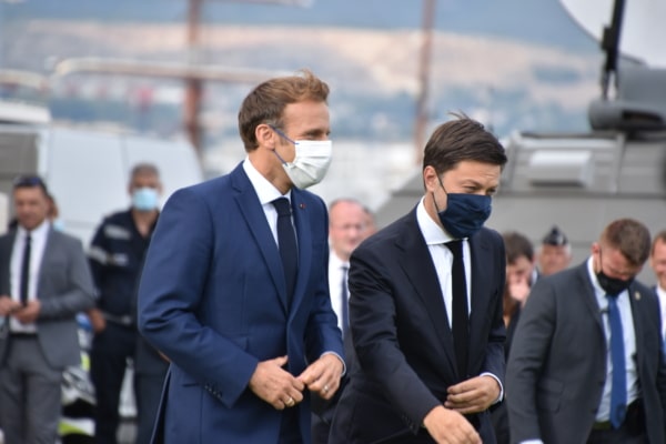 macron-payan-pharo-1
