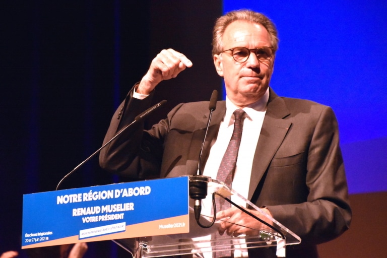 À Marseille, pour son premier meeting, Renaud Muselier passe à l&rsquo;offensive