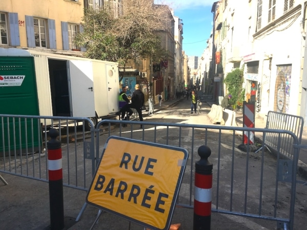 , Rue d&rsquo;Aubagne : derri&egrave;re les hommages, les r&eacute;ponses au mal-logement se font attendre, Made in Marseille