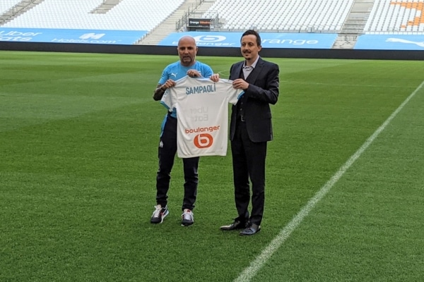 sampaoli-lonoria-velodrome-om-maillot-1