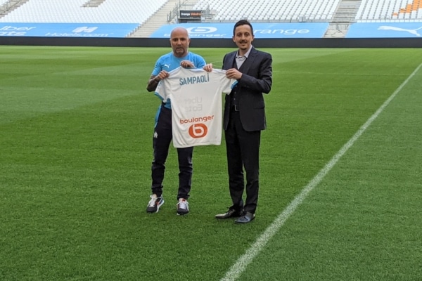 sampaoli-lonoria-velodrome-om-maillot-2