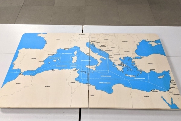 sos-mediterranee-exposition-mairie-1-7-payan