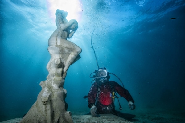 statue-muse-subaquatique-catalan-ok