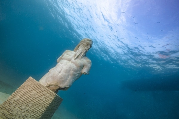 statue-poseidon-muse-subaquatique-catalan