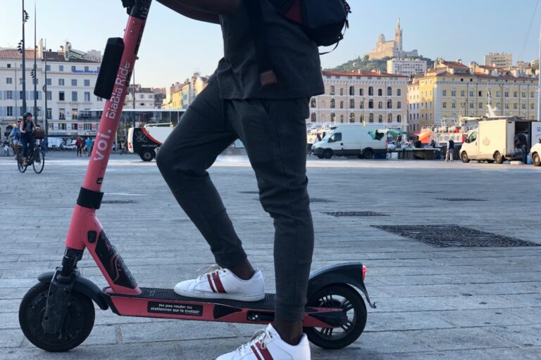 Vidéo – Plongée dans l&rsquo;univers des trottinettes électriques à Marseille avec BlaBla Ride