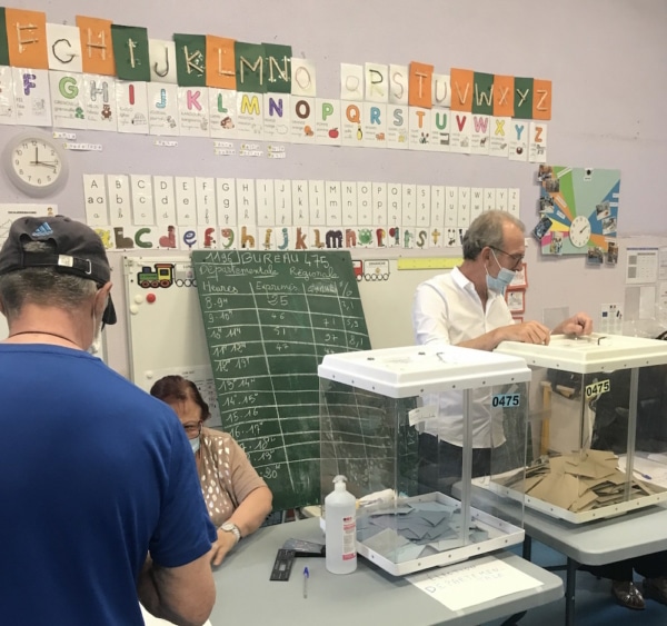 urne-election-departementales-regionales