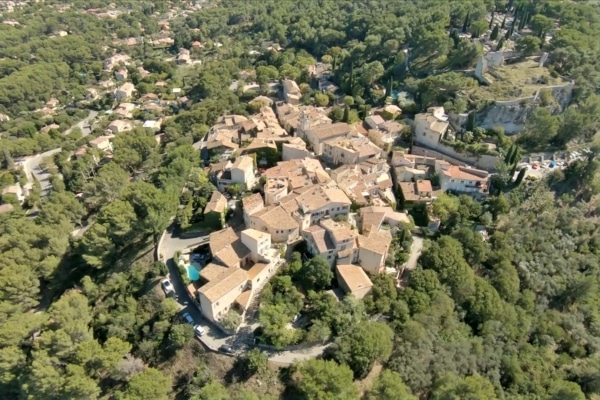 ventabren-village-provence-vue-drone0