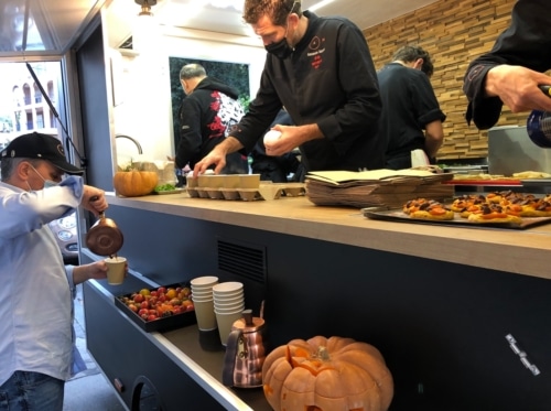 , Sans emplacement autoris&eacute; par la mairie, le chef Mazzia ferme son foodtruck gastronomique, Made in Marseille