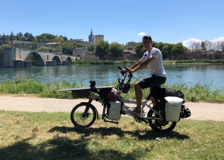 Un Provençal part faire le tour de France avec son vélo « solaire »