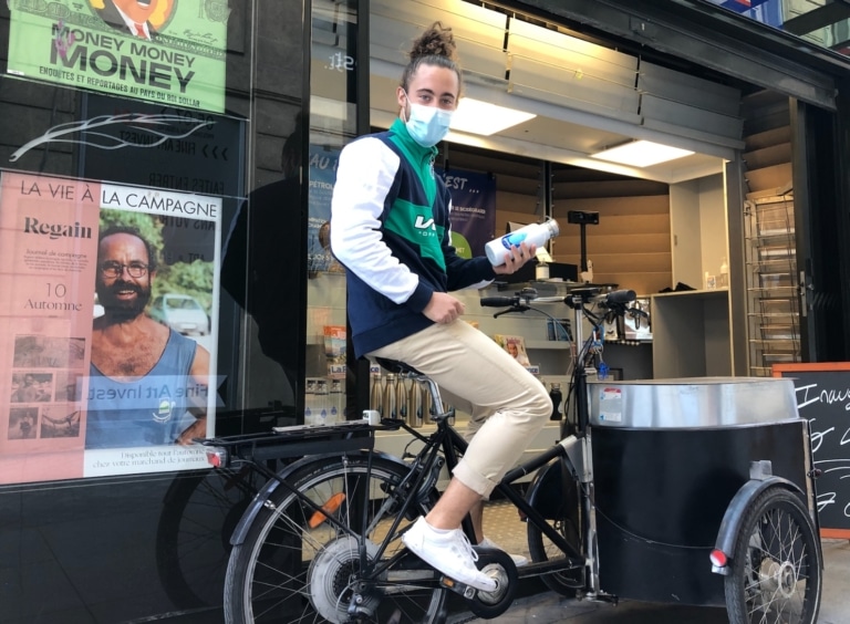 Gourde For You : Un kiosque à journaux transformé en bar à gourdes dans le centre-ville