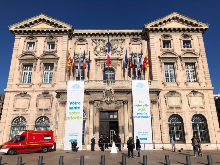 La Ville de Marseille ouvre son premier centre de vaccination à l&rsquo;Hôtel de Ville