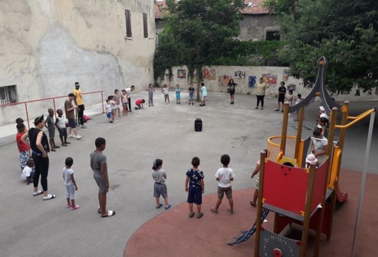 La Fraternité défend l&rsquo;éducation populaire et cultive la solidarité à la Belle de Mai
