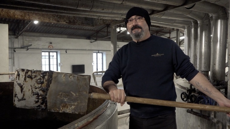 Reportage dans les coulisses de la fabrication du savon de Marseille