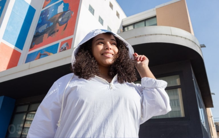 La marque Capuche propose des vêtements réalisés à partir de tenues des années 90