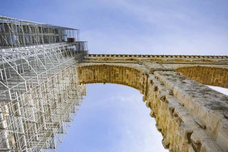 Vidéo : Un chantier d&rsquo;exception pour restaurer l&rsquo;aqueduc de Roquefavour