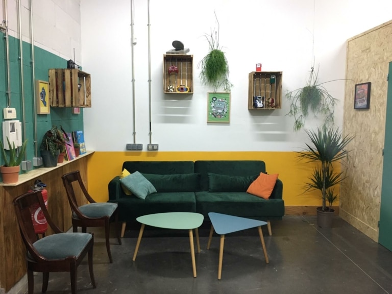 Emmaüs Connect ouvre un nouveau point d&rsquo;accueil à la Friche La Belle de Mai