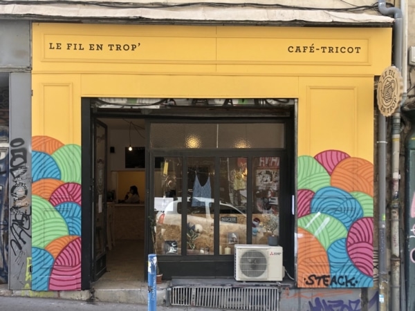 fil-en-trop-marseille-cafe-tricot
