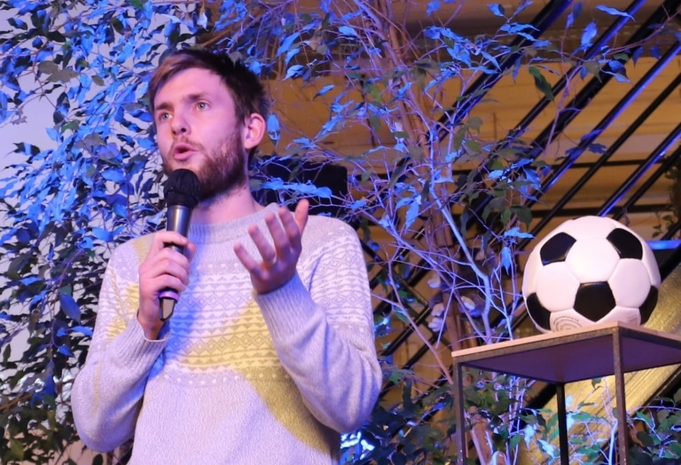 Une start-up marseillaise se lance dans la production de ballons de foot éco-responsables