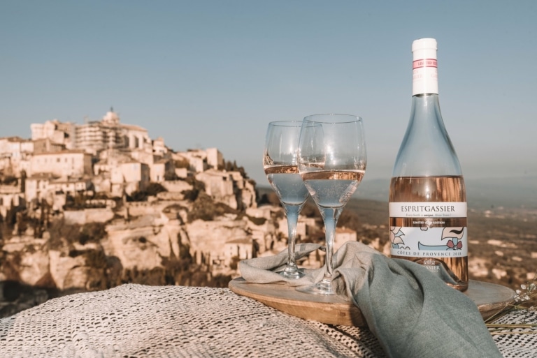 La cave des halles : Les vins de Provence sont à l&rsquo;honneur à Marseille et Plan-de-Campagne