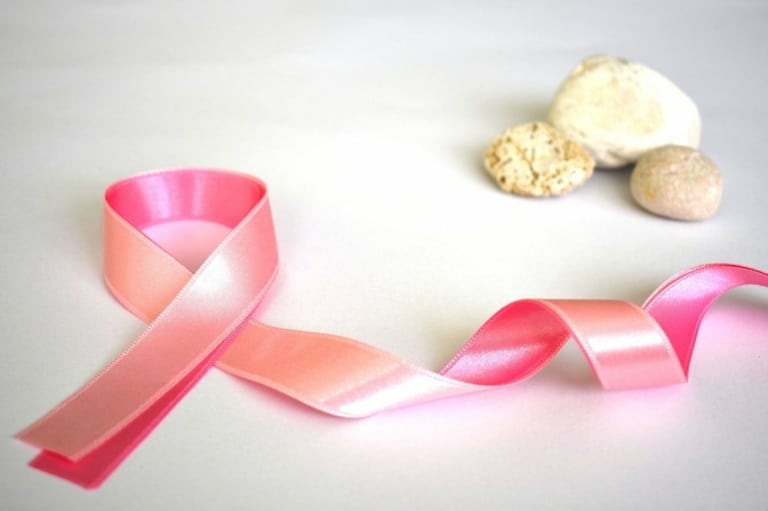 A Marseille, un village santé pour sensibiliser au dépistage du cancer chez les femmes