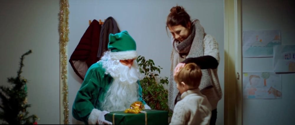 Pères Noël verts