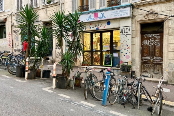 , La rue d&rsquo;Aubagne, nervure centrale de la v&eacute;g&eacute;talisation de Noailles, Made in Marseille