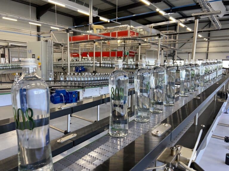 Vidéo | 808, une eau aixoise à la pureté millénaire