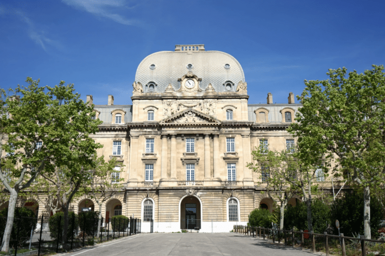 la cinéfabrique veut s'installer à la caserne du muy