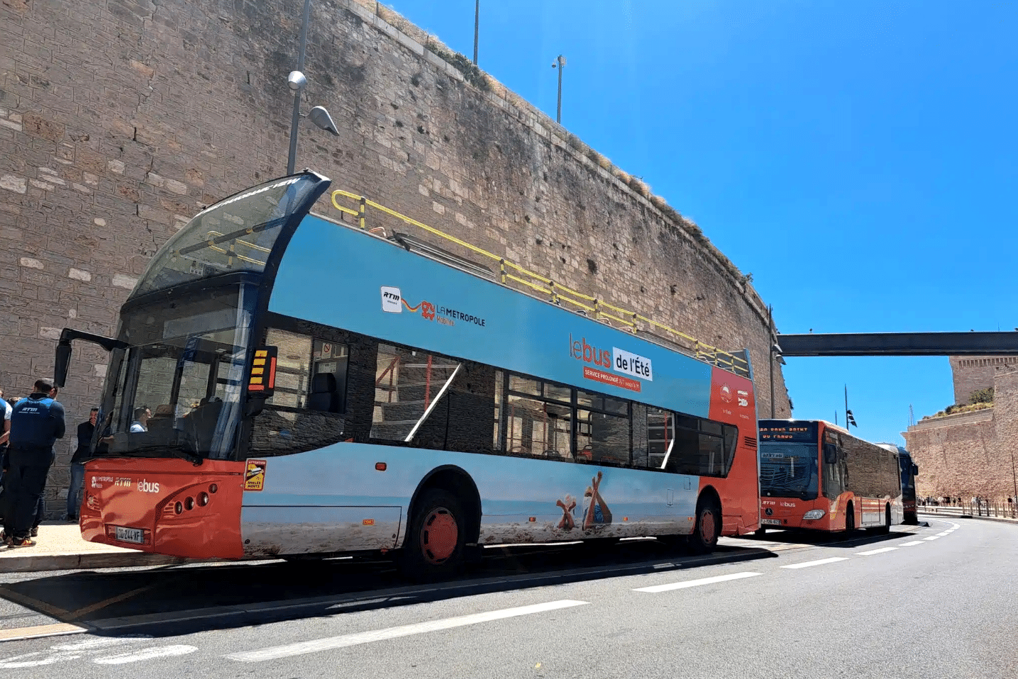 bus RTM été