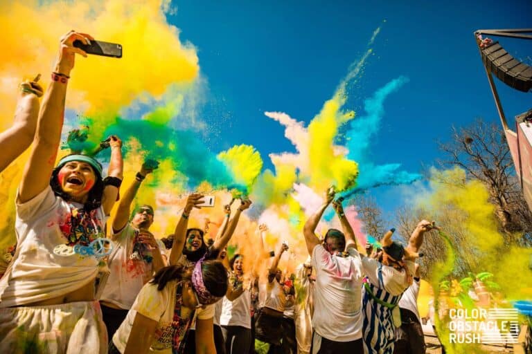 Color Obstacle Rush : une course d&rsquo;obstacles colorée à Marseille au mois de mars