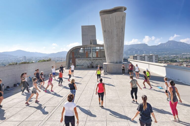 À Marseille, la ville de demain s&rsquo;écrit sur les toits