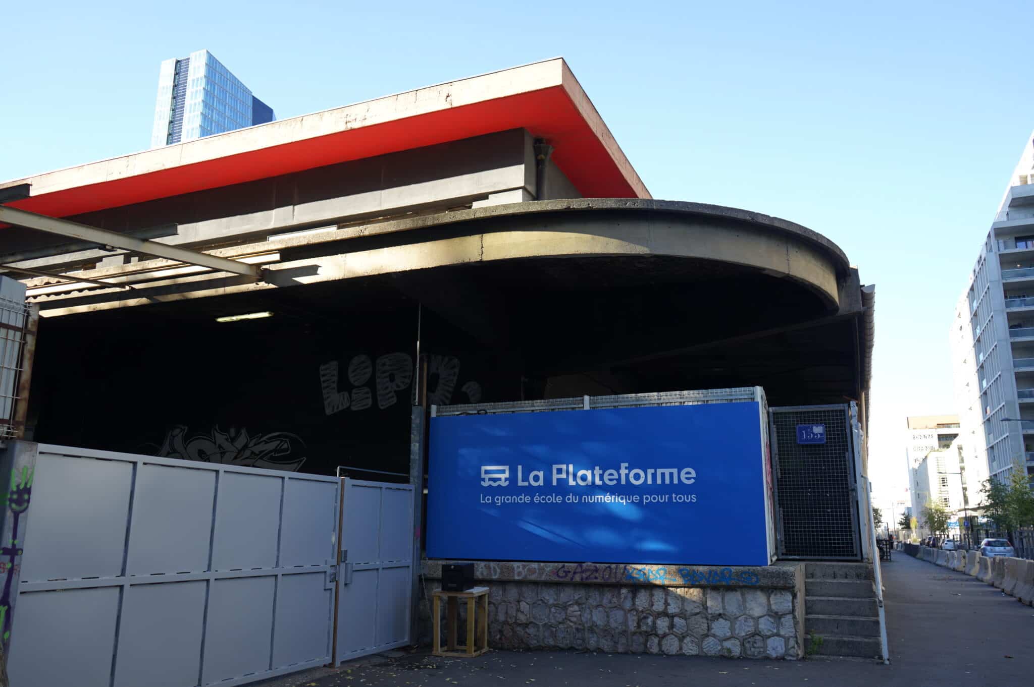 La Plateforme reprend le Dock des Suds