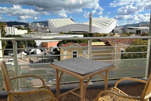 Greet_hotel_vue_velodrome_parc_chanot2