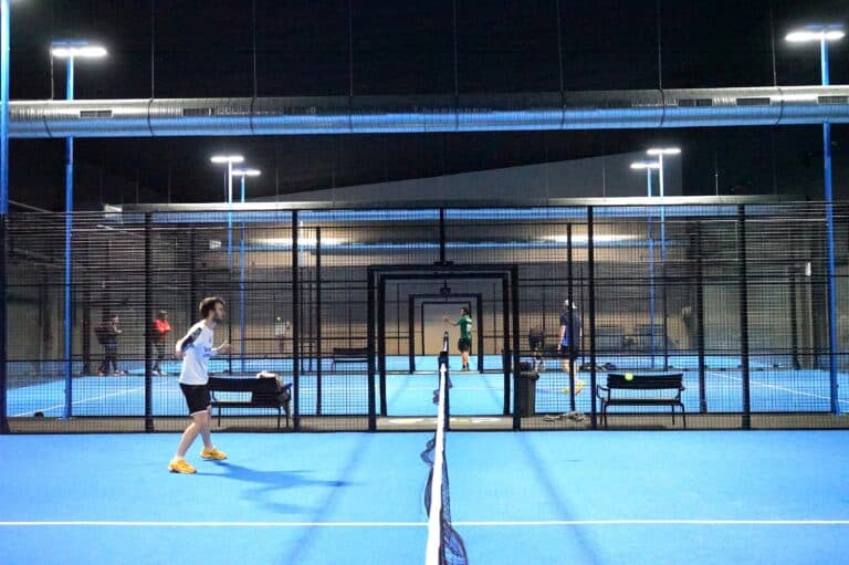 À Marseille, le succès fou du padel remplacera-t-il le futsal et le tennis ?