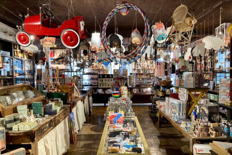Vidéo | À la découverte de Maison Empereur, la plus ancienne quincaillerie de France