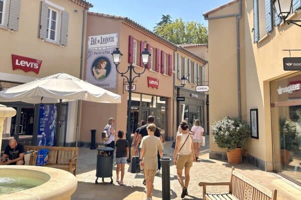 McArthurGlen_12