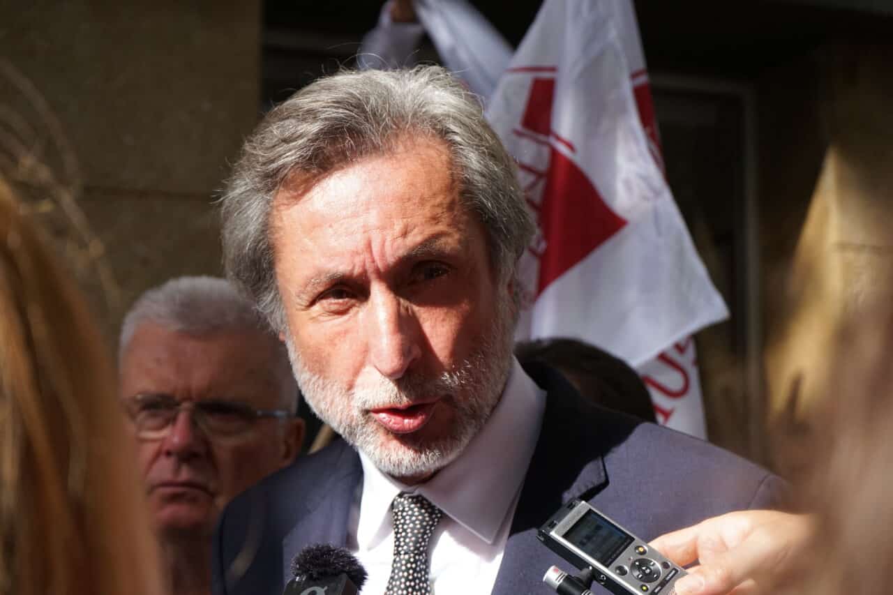 ligne, Les associations obtiennent l&rsquo;ouverture d&rsquo;un d&eacute;bat global pour la ligne haute tension vers Fos, Made in Marseille
