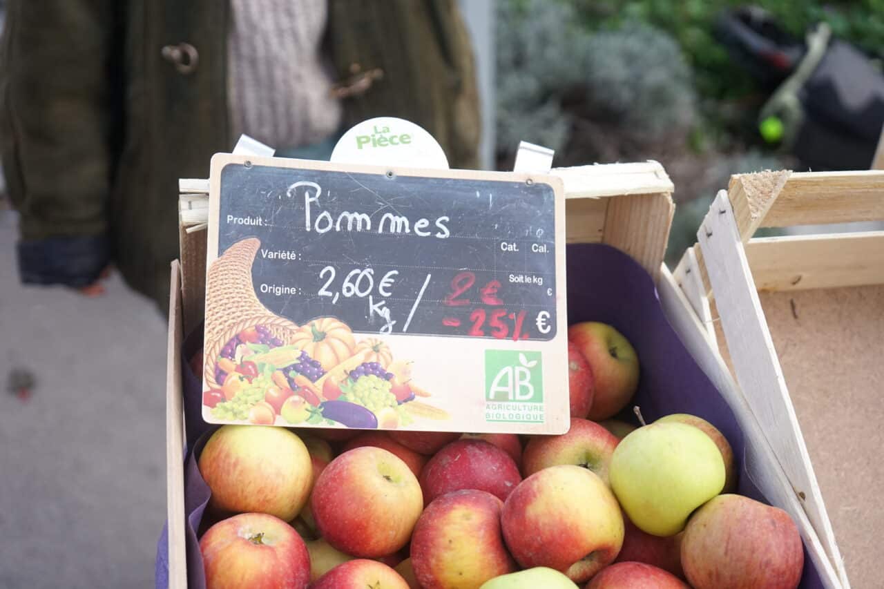 La Viste, Au march&eacute; solidaire de la Viste, les paysans bio r&eacute;galent les quartiers Nord, Made in Marseille