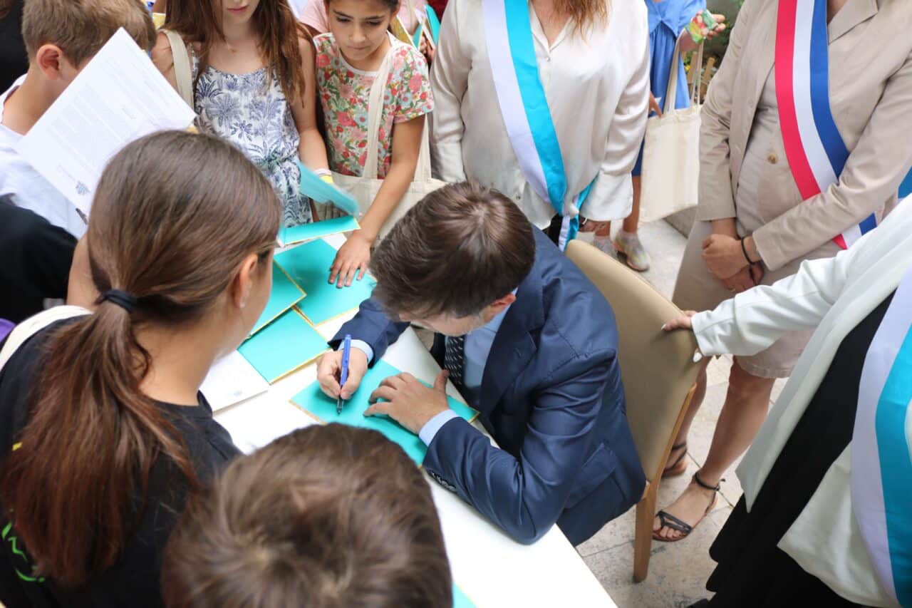 CM2, 9 000 &eacute;l&egrave;ves de CM2 &agrave; Marseille vont recevoir leur dipl&ocirc;me de fin d&rsquo;ann&eacute;e, Made in Marseille