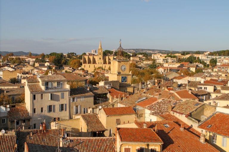 salon de provence municipales 2026