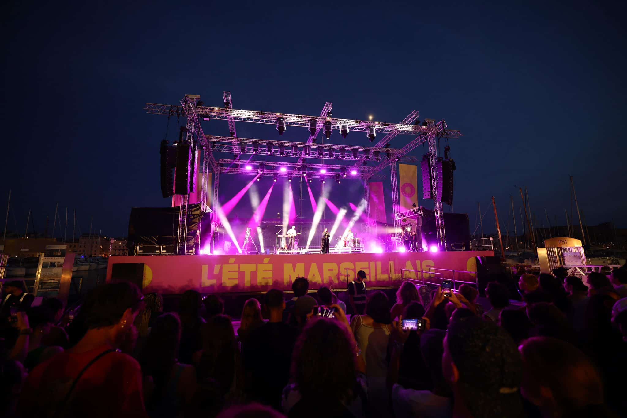 scène flottante concert 25 juillet Hatik, Rim'K et Khara