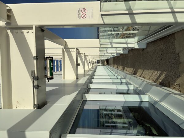 Sky_center