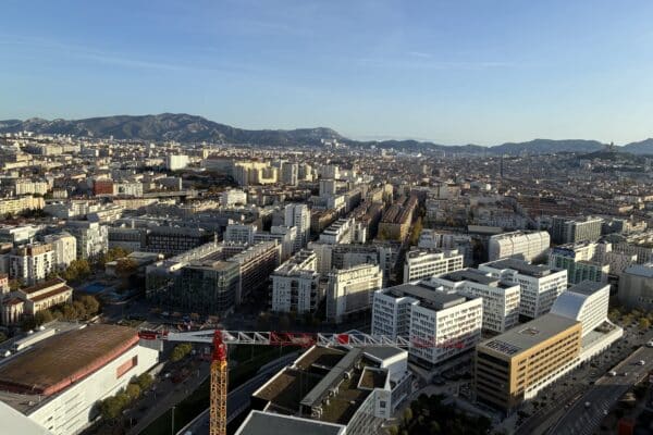 Vue_Marseille_Sky_Center_Hauteur