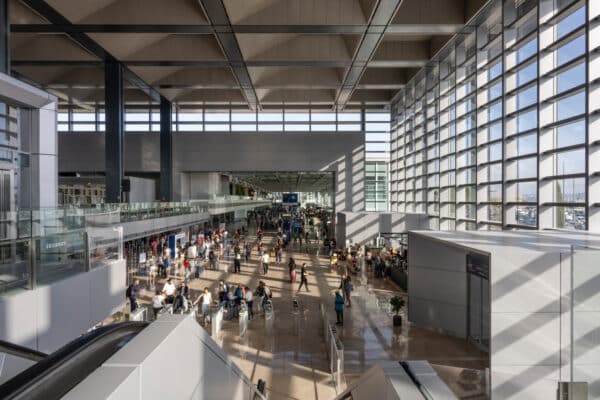 aeroport-marseille-provence-terminal-1