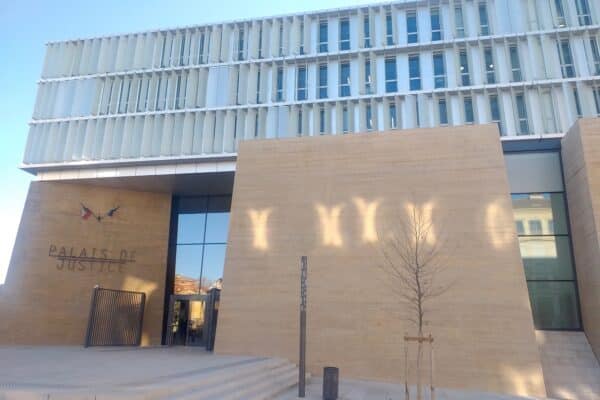 aix-en-provence-palais-de-justice